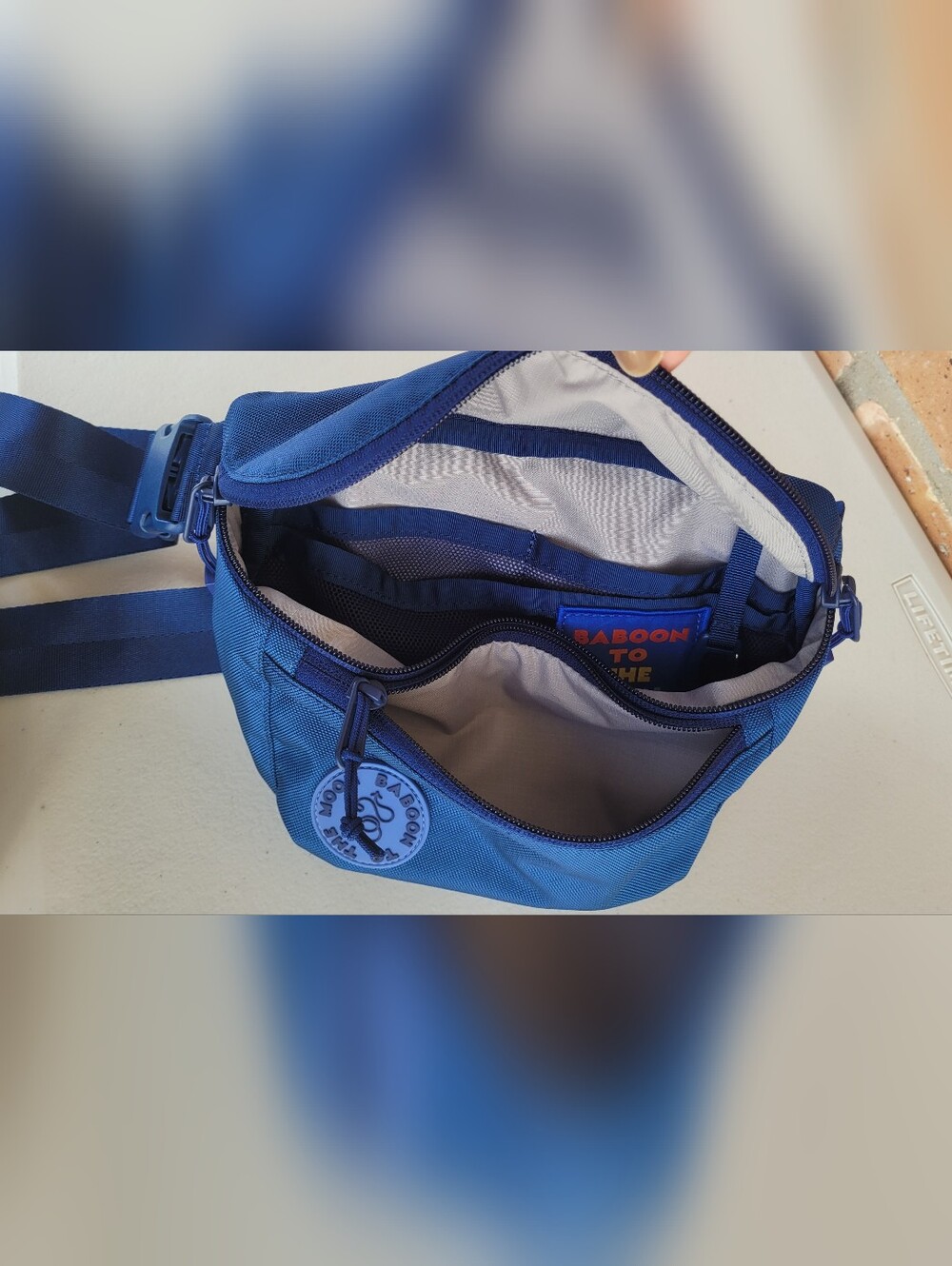 Baboon To The Moon Navy Blue Fannypack 3 Liters - Picture 6 of 12